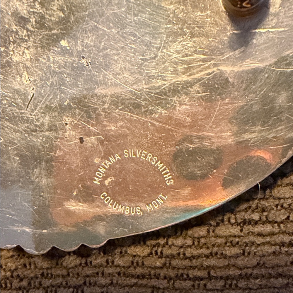 Montana Silversmiths Silver and Gold Buckle - Picture 2 of 7